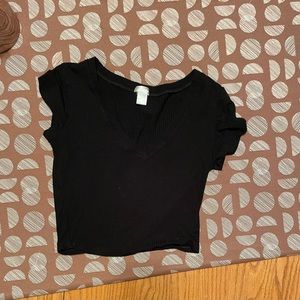 BOZZOLO Crop V-Neck T-Shirt
